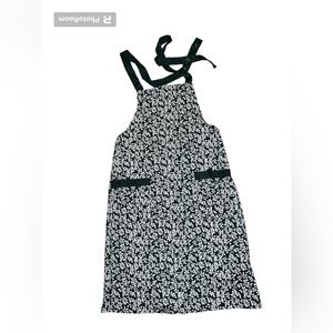 Women’s Apron